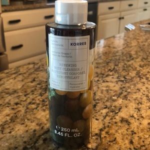 Korres Renewing Body Cleanser